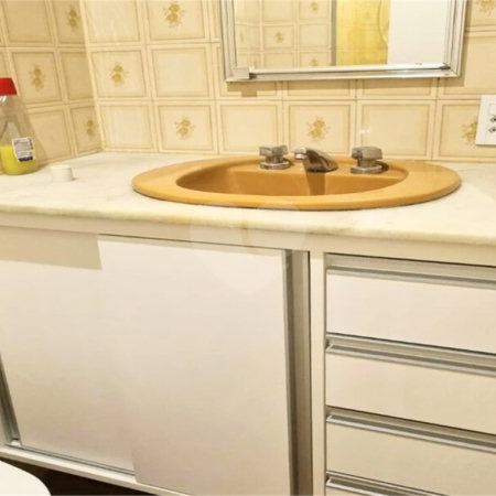 Apartamento à venda com 1 quarto em Grajaú, Rio de Janeiro, RJ