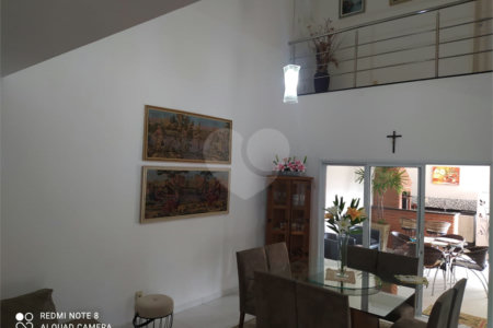 Casa à venda com 3 quartos, sendo 2 suítes, no condomínio Ibiti Royal Park, Sorocaba - SP