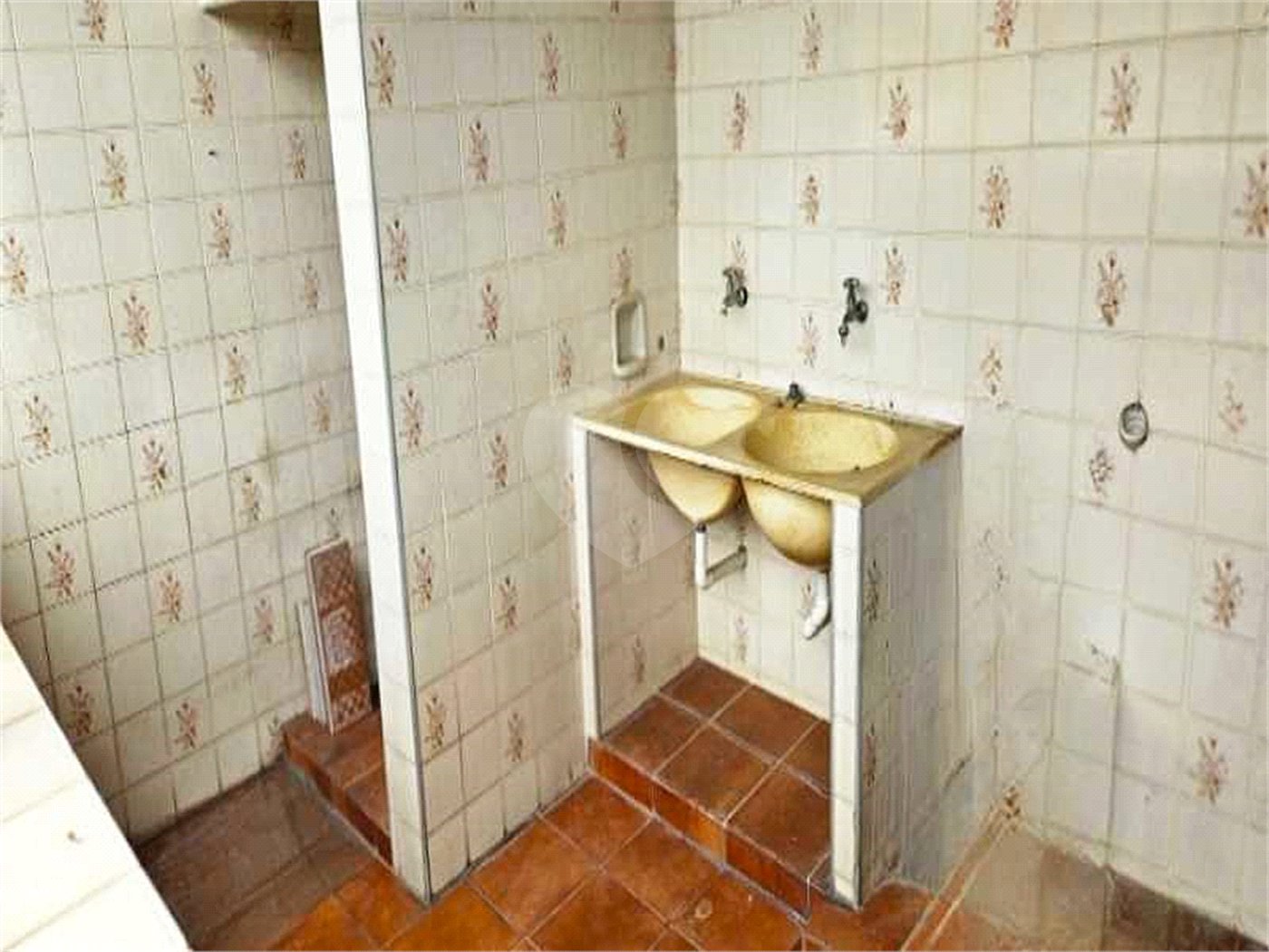 Casa à venda com 4 quartos, sendo 1 suíte, em Jaguara, São Paulo, SP