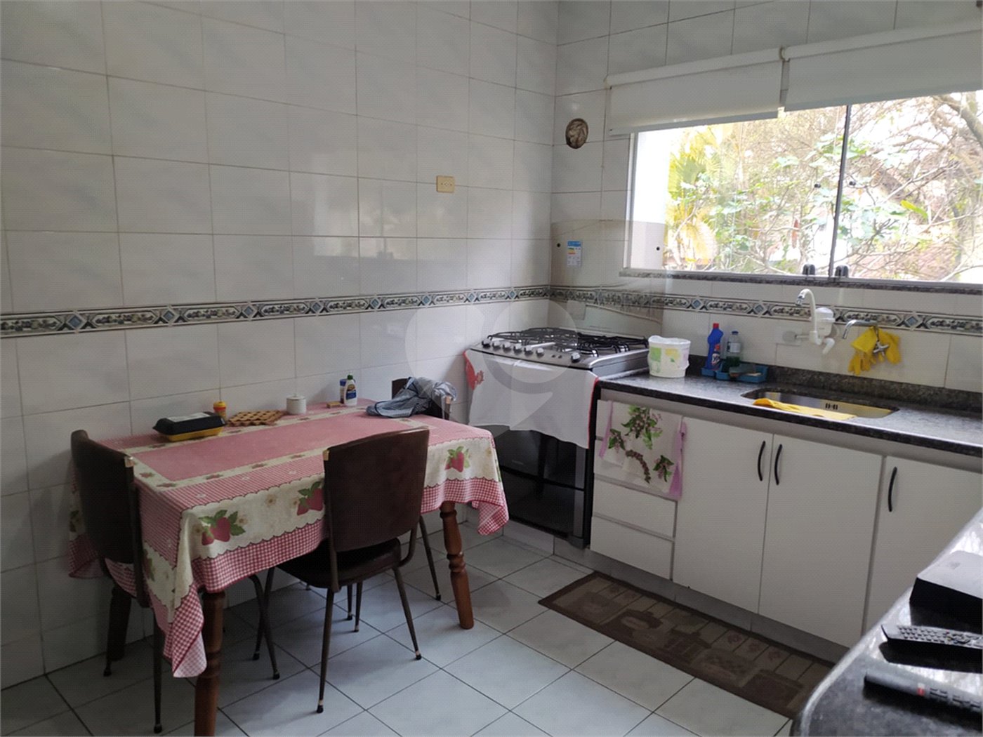 Sobrado à venda com 4 quartos, sendo 2 suítes, em Jardim Prudência, São Paulo, SP