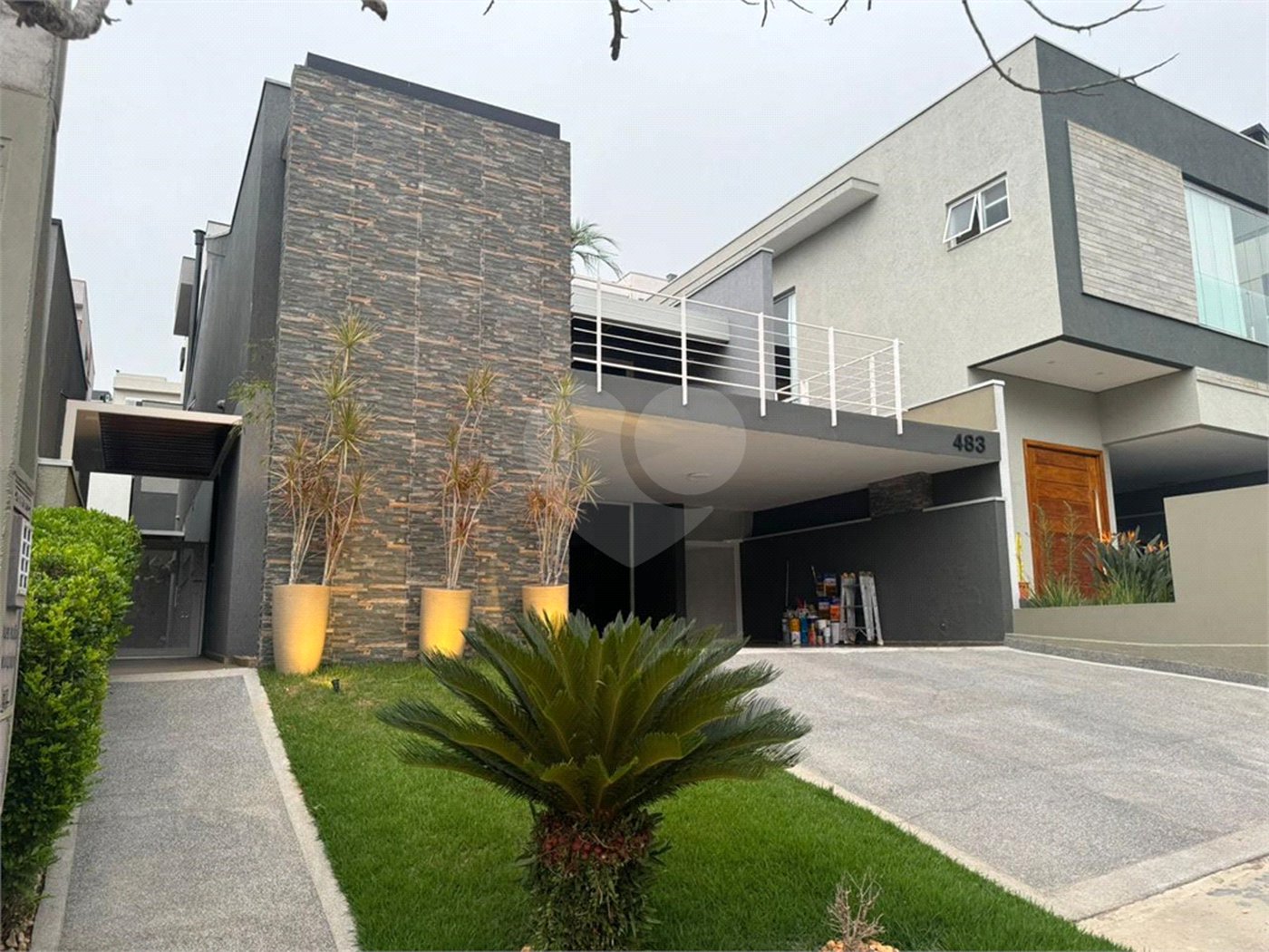 Casa à venda com 3 suítes no condomínio Brisa 1, Mogi das Cruzes - SP