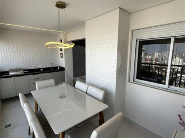 Apartamento à venda com 2 quartos, sendo 1 suíte,  em Mooca, São Paulo, SP