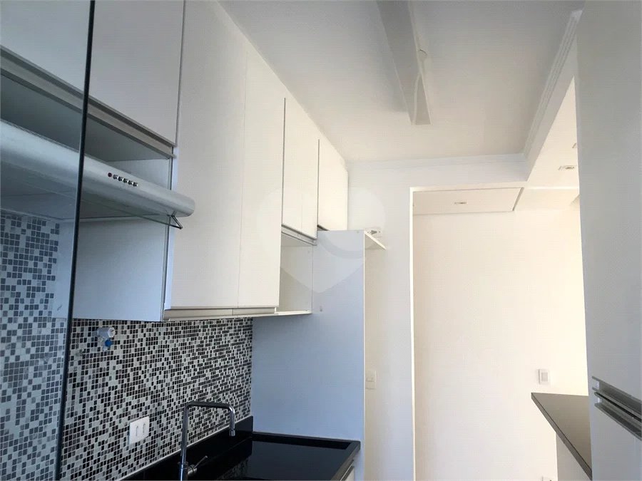 Lindo Apartamento com Varanda integrada