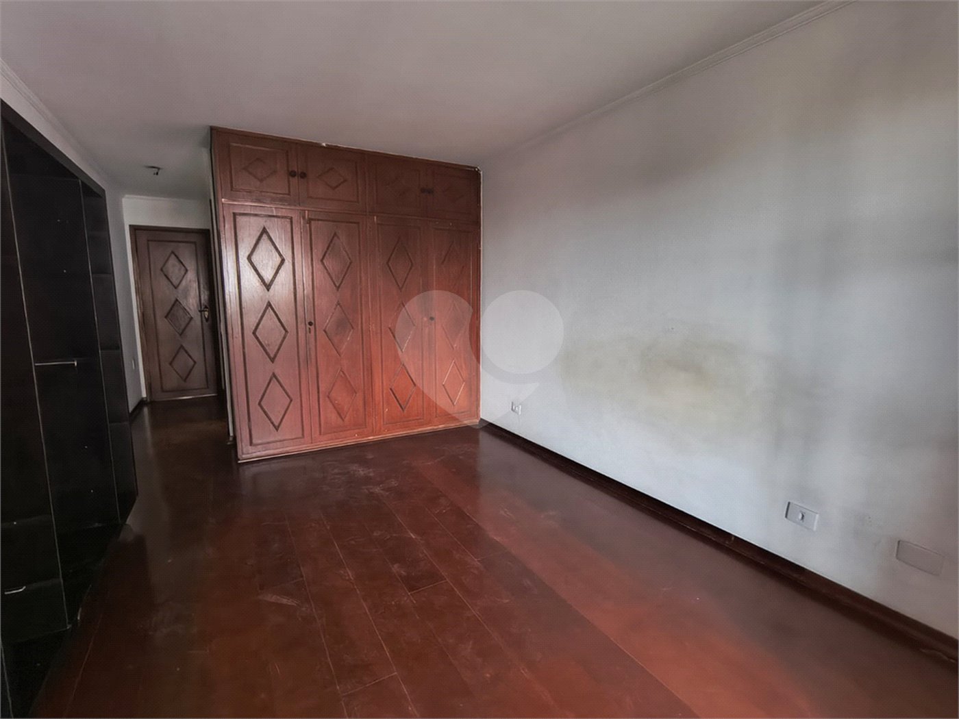 Sobrado à venda com 3 quartos, sendo 1 suíte,  em Jardim Esmeralda, São Paulo, SP