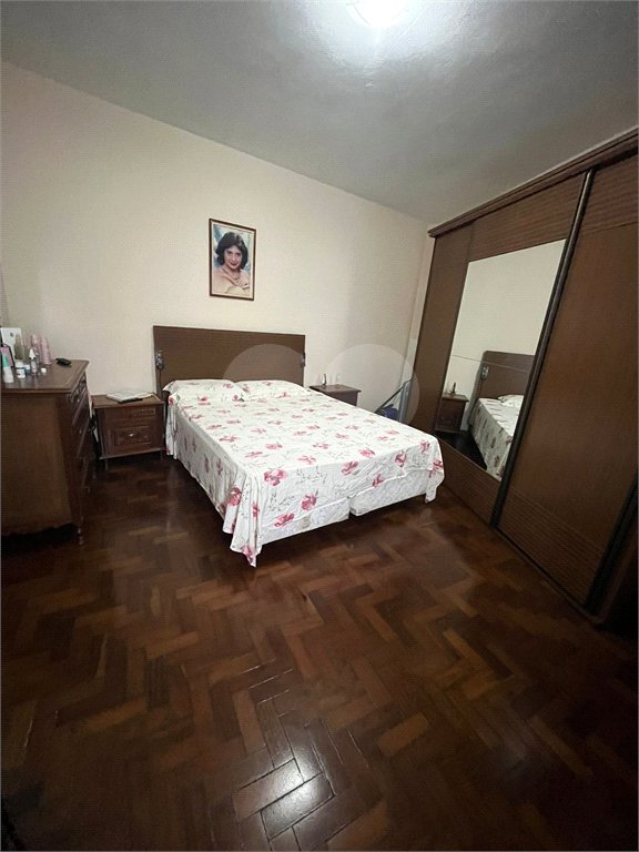 Casa à venda com 4 quartos em Santana, São Paulo, SP
