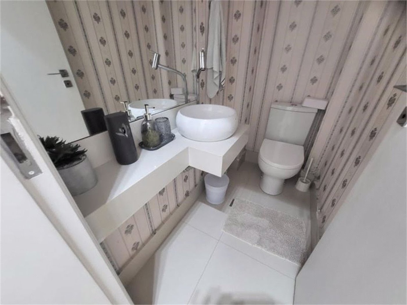 Apartamento Residencial à venda, Itararé, São Vicente - AP1404.