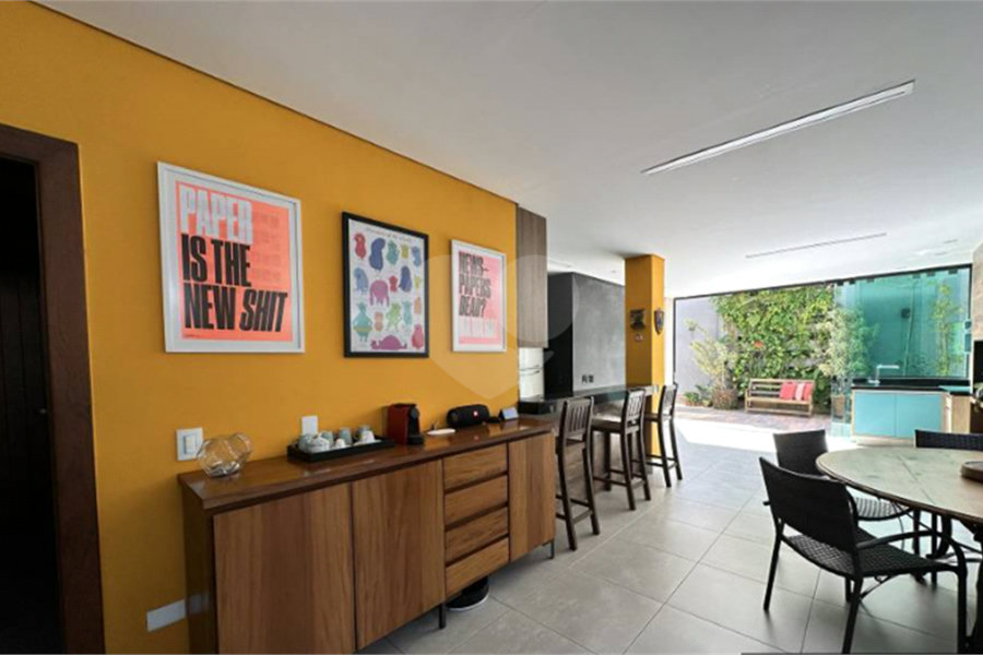 Casa à venda com 4 quartos, sendo 3 suítes, em Mandaqui, São Paulo, SP