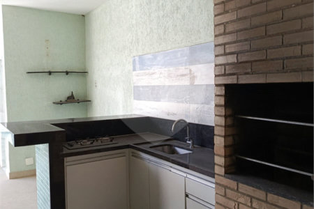 Casa à venda com 4 quartos, sendo 1 suíte, no condomínio Atlantico Sul, Rio de Janeiro - RJ