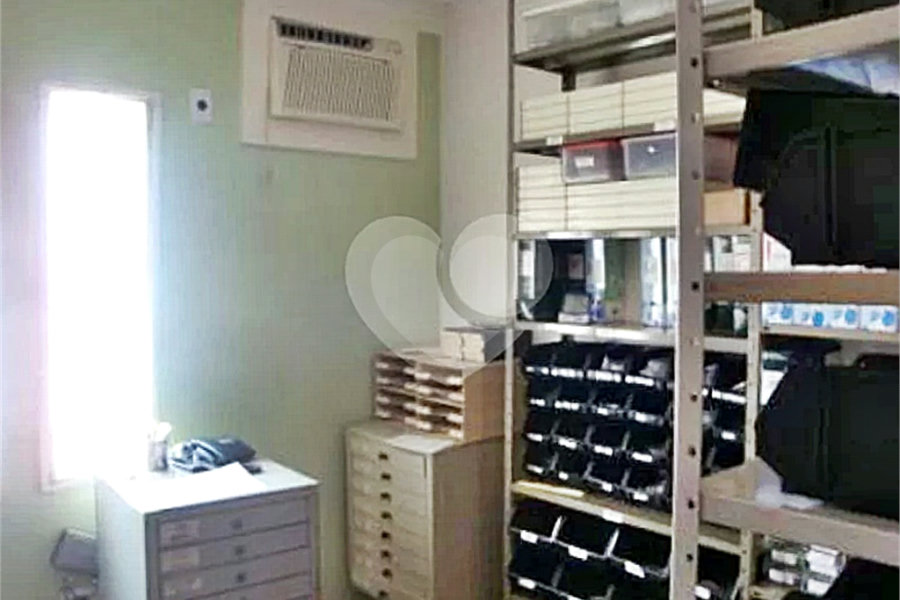 Sobrado à venda com 4 quartos em Santana, São Paulo, SP