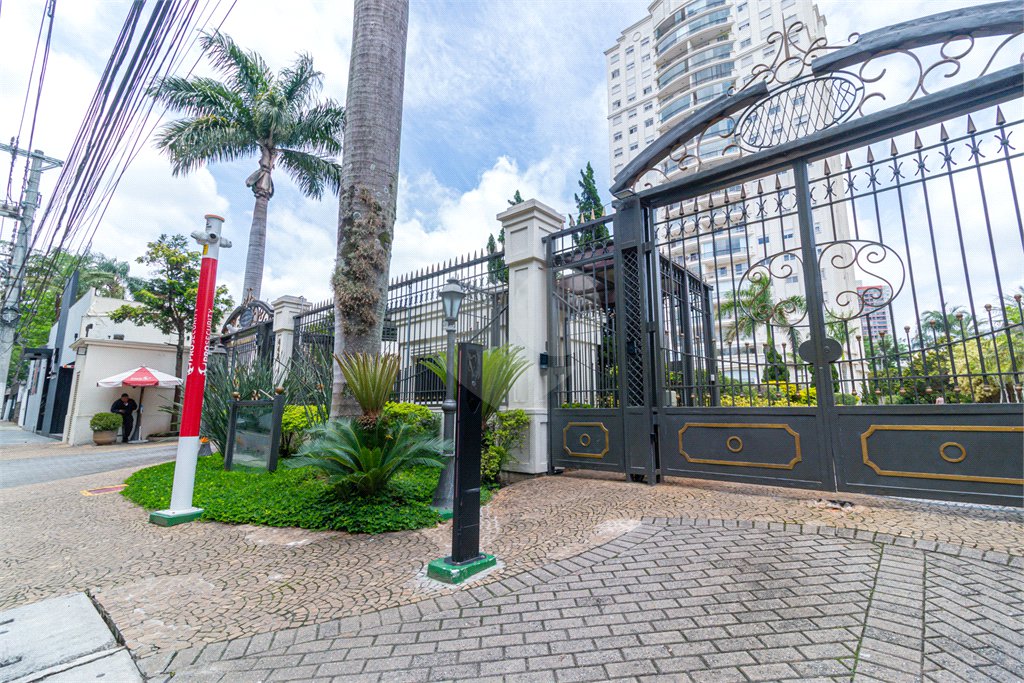 Apartamento à venda ou para alugar com 2 suítes em Vila Cruzeiro, São Paulo, SP