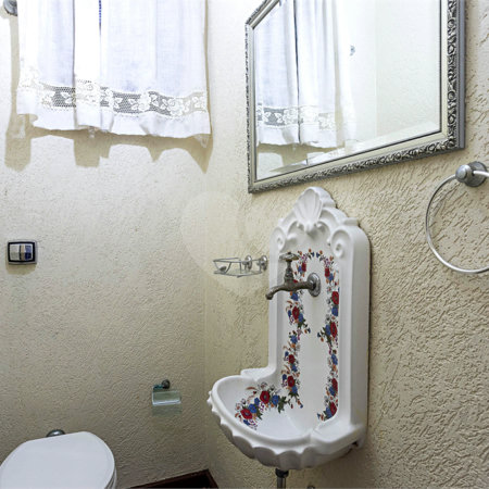 Casa à venda com 3 quartos, sendo 1 suíte, em Chácara Santo Antônio, São Paulo, SP
