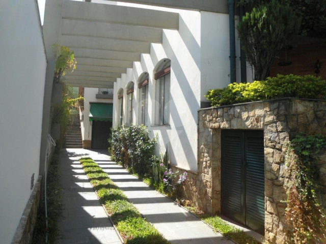 Sobrado à venda com 5 quartos, sendo 3 suítes,  em Jardim Franca, São Paulo, SP