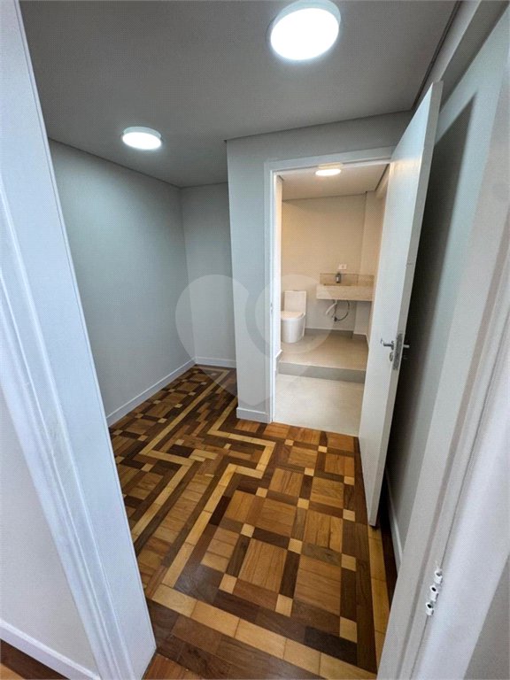 Apartamento à venda com 4 quartos, sendo 1 suíte, em Bela Vista, São Paulo, SP