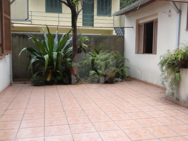 Casa Térrea à venda com 3 quartos em Pinheiros, São Paulo, SP