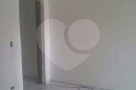 Sobrado à venda com 3 quartos, sendo 2 suítes, em Jardim Monte Kemel, São Paulo, SP