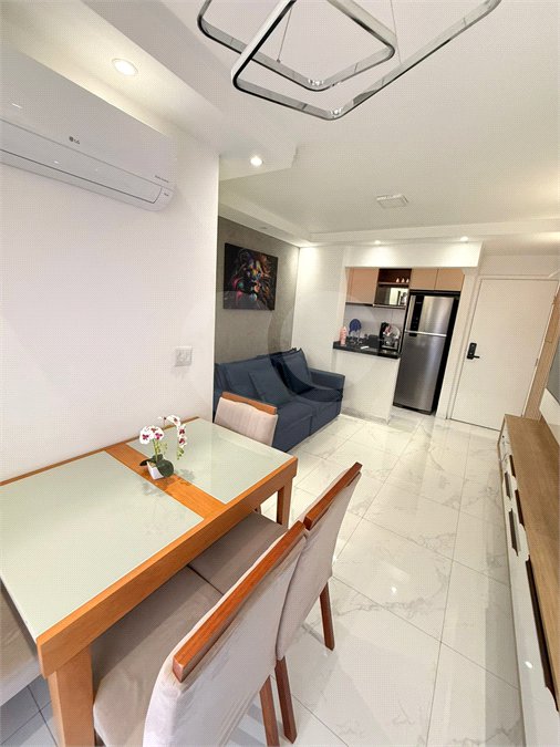 Apartamento à venda com 2 quartos em Vila Galvão, Guarulhos, SP