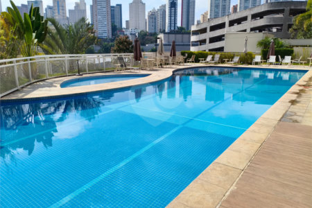 Apartamento à venda com 2 quartos, sendo 1 suíte,  em Vila Andrade, São Paulo, SP