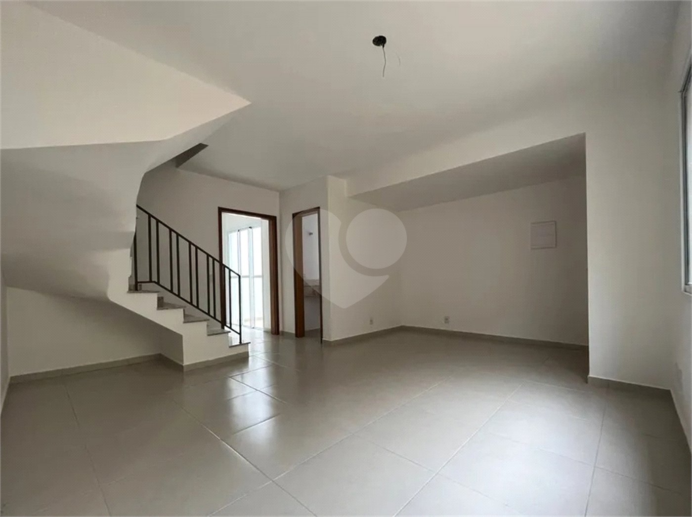 Casa à venda com 2 suítes no condomínio Residencial DI Luca, São Paulo - SP