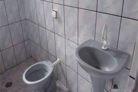 Casa de Vila à venda com 1 quarto em Jardim Luso, São Paulo, SP