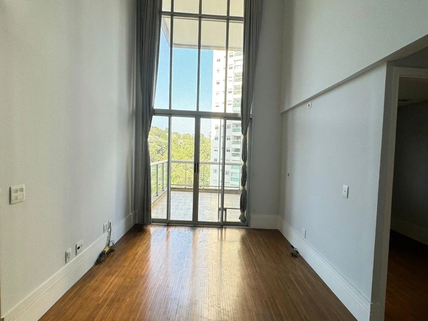 Apartamento à venda com 2 quartos, sendo 1 suíte, em Parque do Morumbi, São Paulo, SP