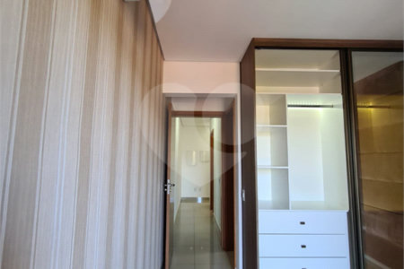 Apartamento à venda com 3 quartos, sendo 1 suíte, em Pinheirinho, Vinhedo, SP