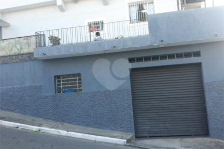 Sobrado à venda com 3 quartos em Parada Inglesa, São Paulo, SP