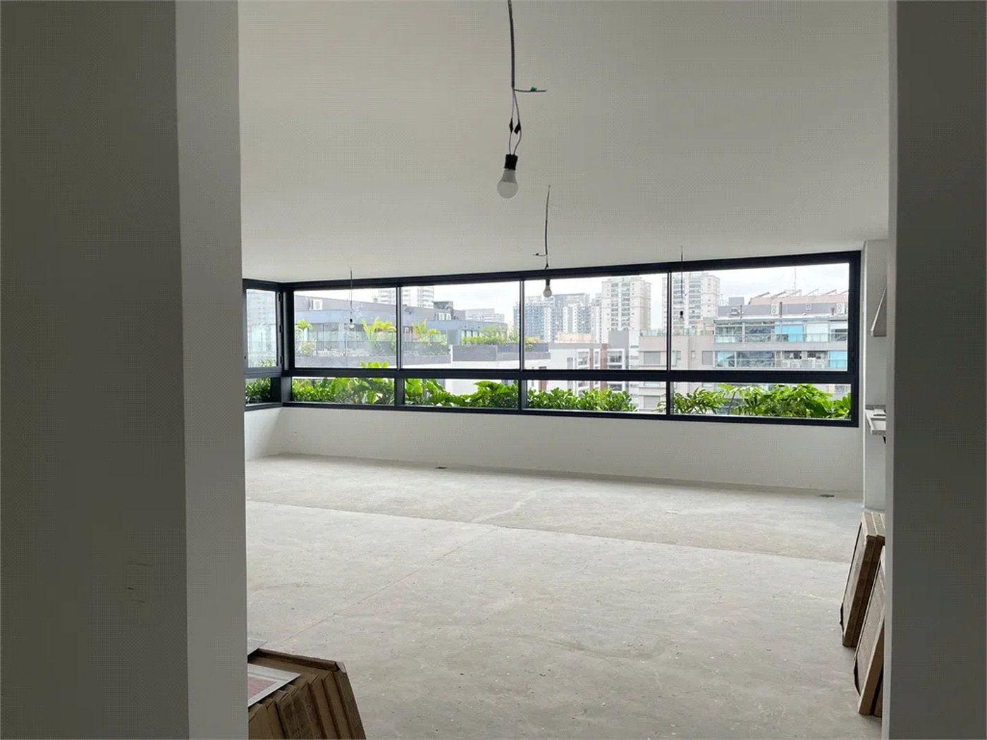 Apartamento à venda com 3 suítes em Brooklin Paulista, São Paulo, SP