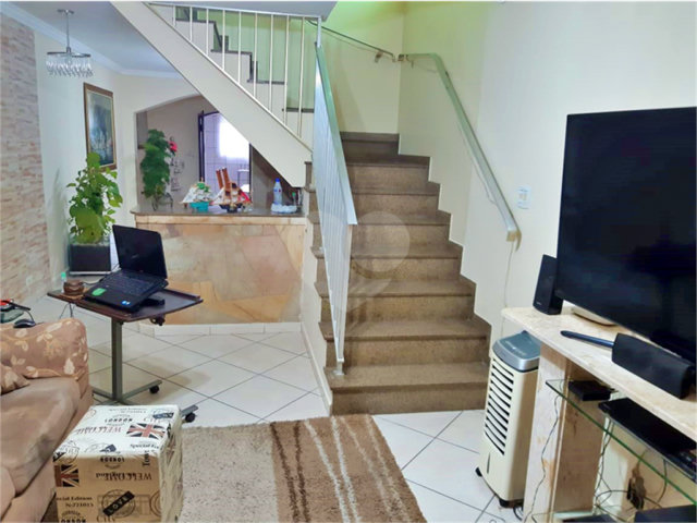 Casa à venda com 3 quartos, sendo 2 suítes,  em Santana, São Paulo, SP