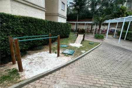 Apartamento à venda com 3 quartos, sendo 1 suíte,  em Vila Andrade, São Paulo, SP
