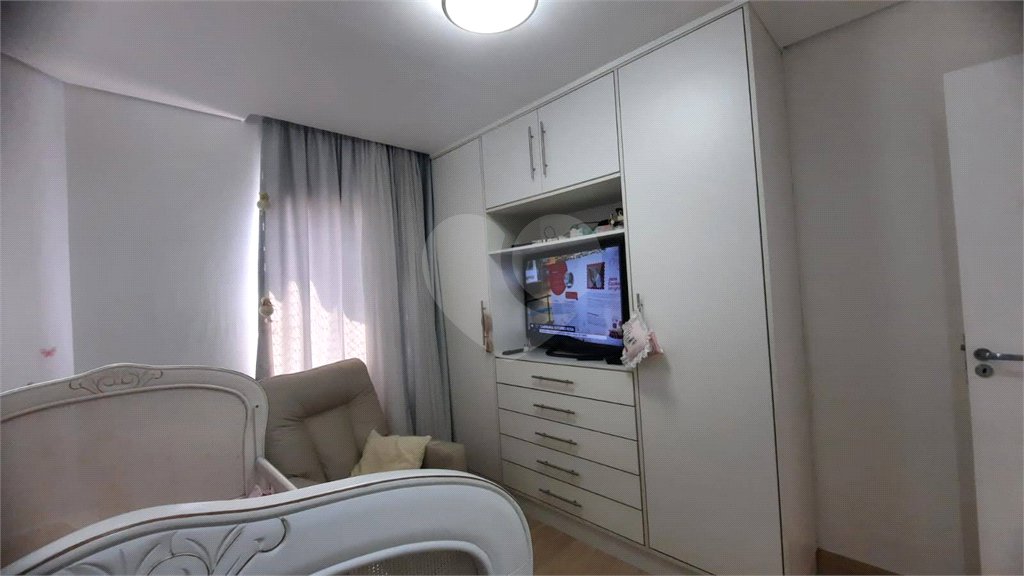 Apartamento à venda com 3 quartos, sendo 1 suíte, em Jardim Marajoara, São Paulo, SP