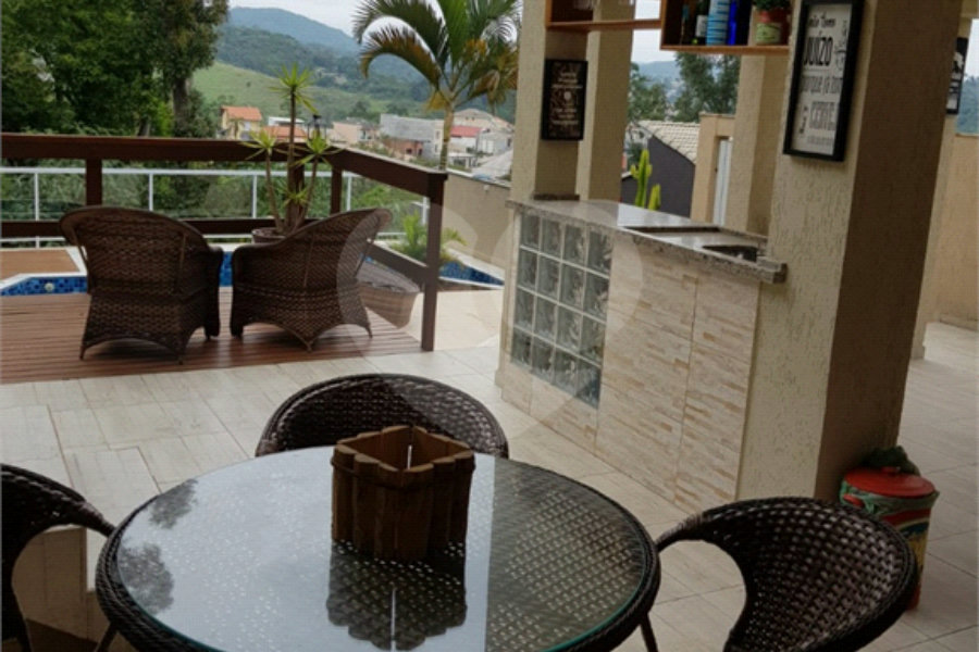 Casa à venda com 2 suítes em Serra da Cantareira, Mairiporã, SP
