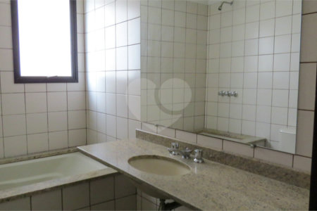 Apartamento à venda com 4 quartos, sendo 2 suítes,  em Cambuí, Campinas, SP