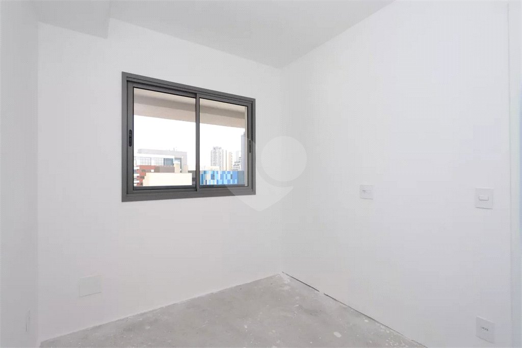 Studio à venda na V.Mariana - 30m2 - 350 metros metrô Paraíso
