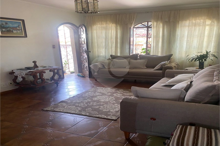 Sobrado à venda com 3 quartos, sendo 1 suíte, em Vila Guilherme, São Paulo, SP