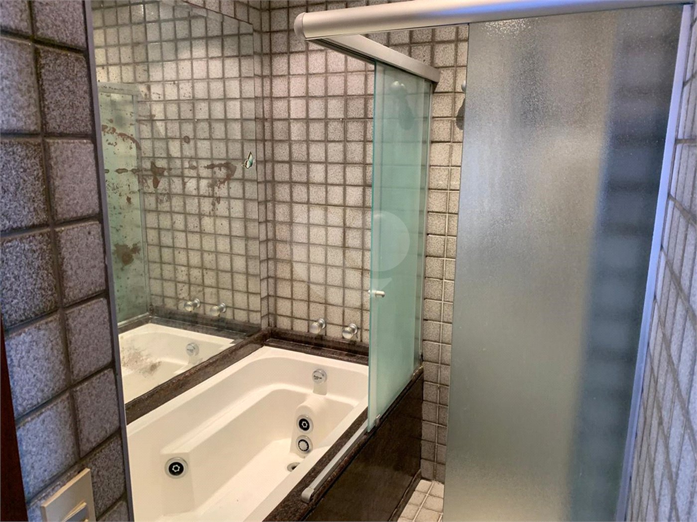 Apartamento à venda com 3 suítes em Água Fria, São Paulo, SP