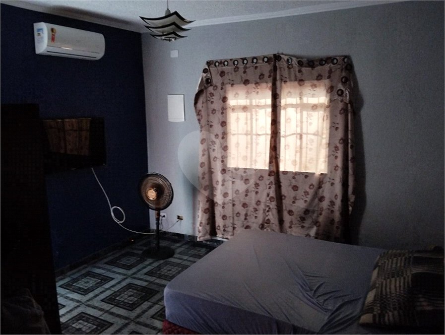 Casa à venda com 4 quartos, sendo 2 suítes, em Vila Santa Margarida, Ferraz de Vasconcelos, SP