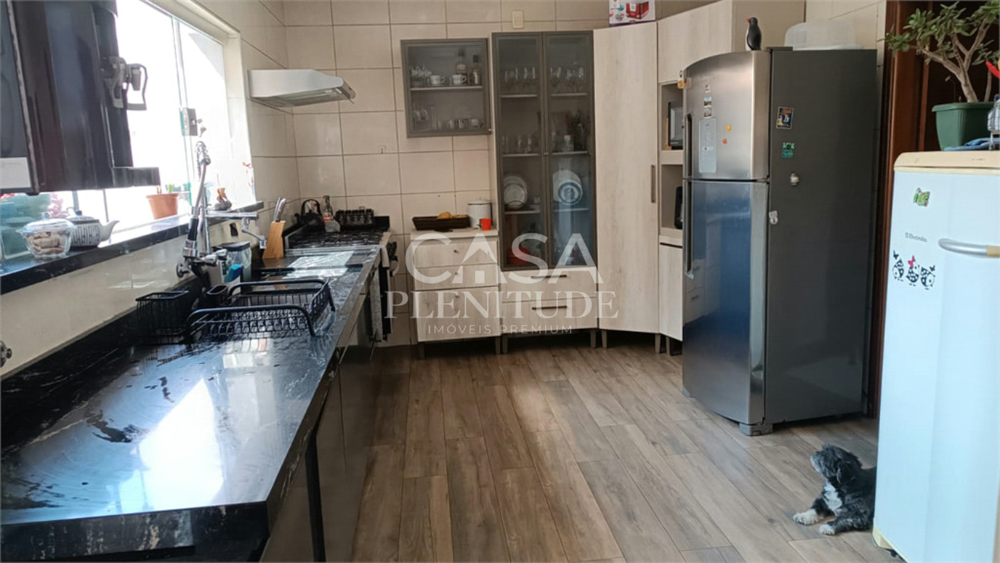 Casa à venda com 3 quartos, sendo 1 suíte,  em Jardim Americano, Sorocaba, SP