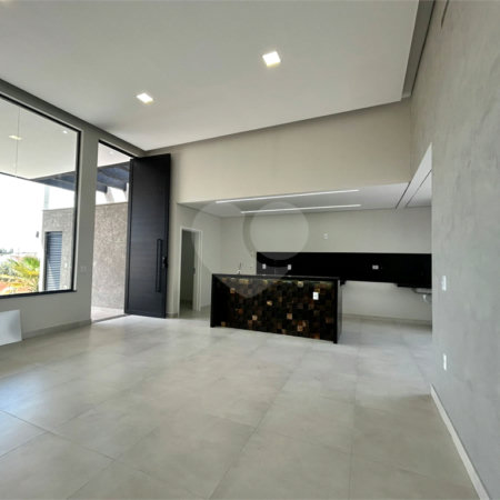 Casa à venda com 3 quartos, sendo 1 suíte, no condomínio Villagio Wanel, Sorocaba - SP