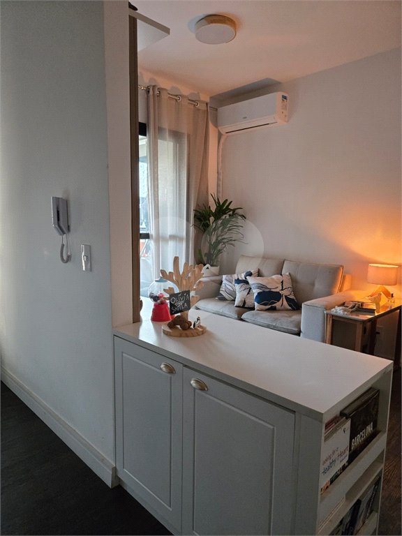 Apartamento à venda com 2 quartos, sendo 1 suíte,  em Vila Romana, São Paulo, SP
