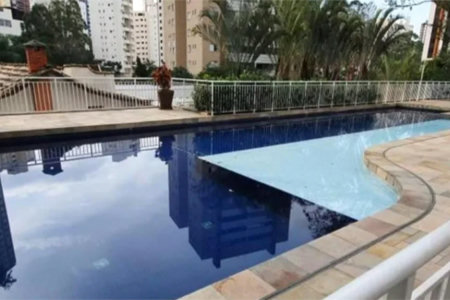 Apartamento à venda com 3 quartos, sendo 1 suíte,  em Vila Andrade, São Paulo, SP