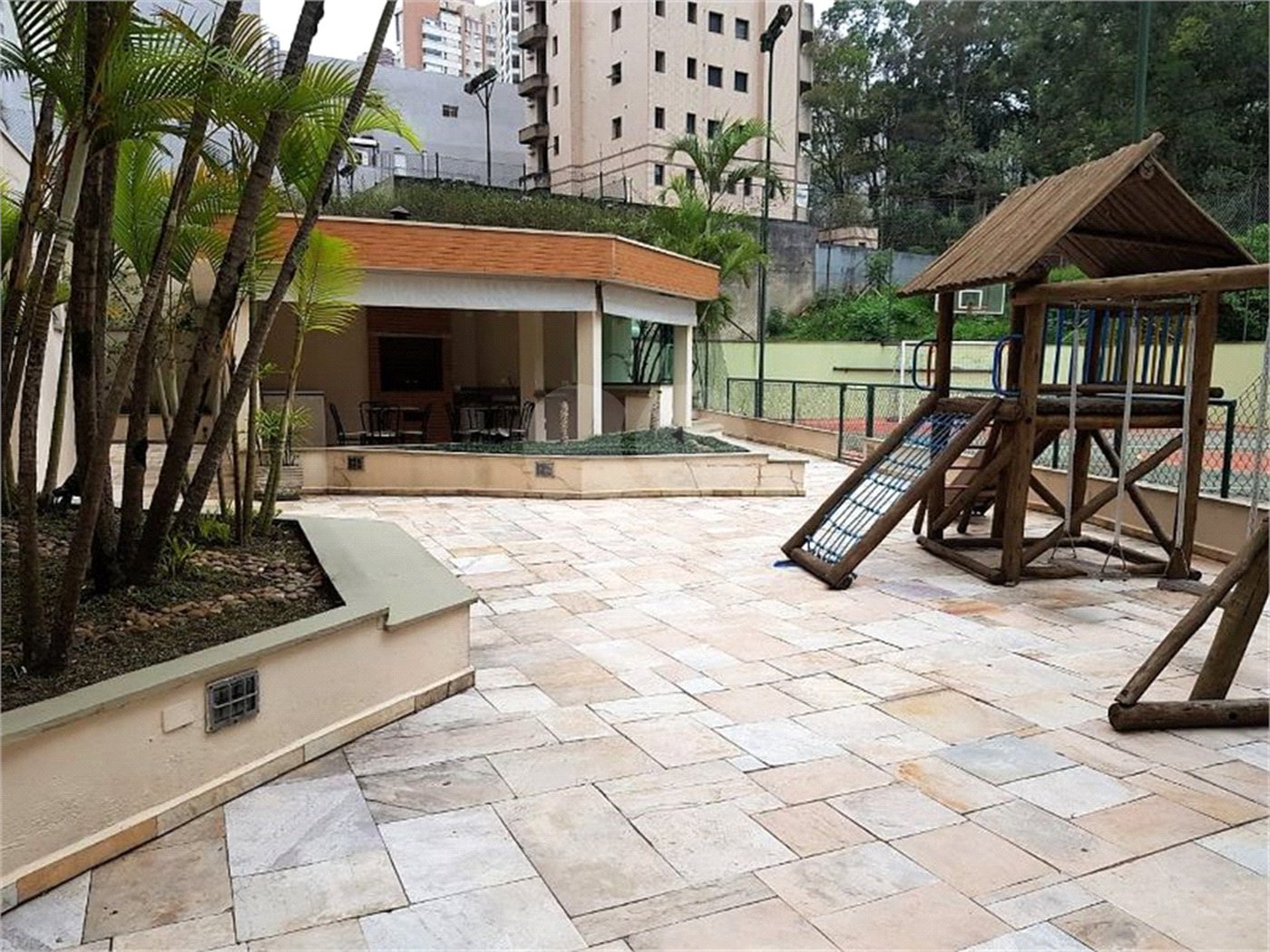 Apartamento à venda com 4 quartos, sendo 3 suítes, em Vila Suzana, São Paulo, SP