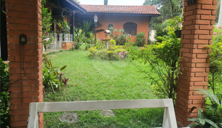 Casa à venda com 4 quartos, sendo 1 suíte,  em Interlagos, São Paulo, SP