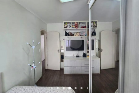 Casa à venda com 4 quartos, sendo 3 suítes,  em Vila Rosália, Guarulhos, SP