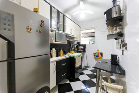 Apartamento com 2 dormitórios à venda, 65 m² por R$ 410.000,00 - Embaré - Santos/SP