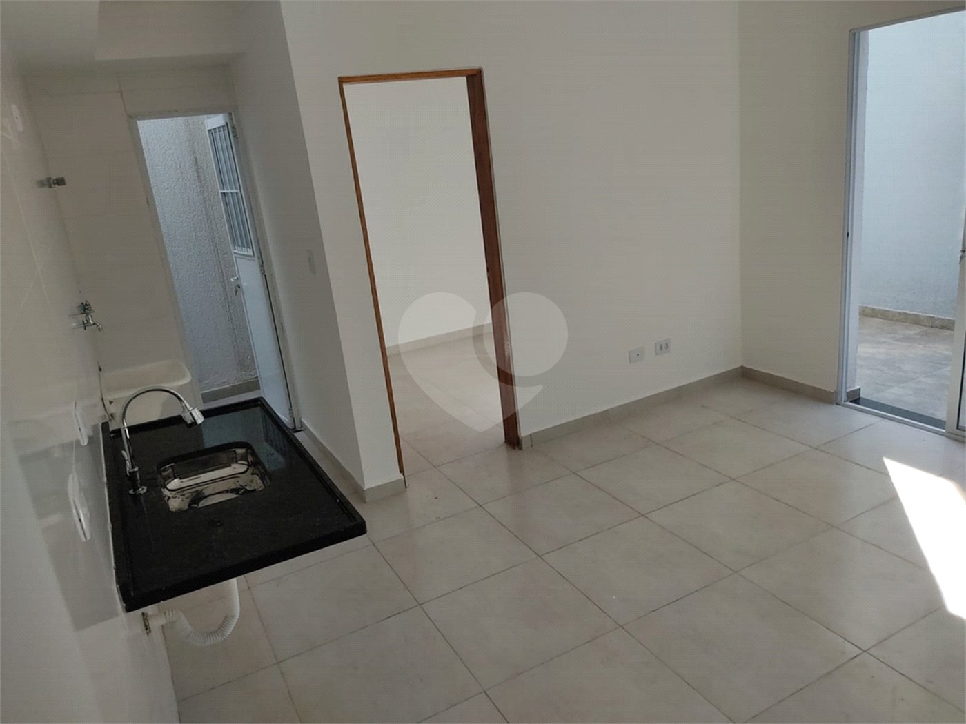 Casa à venda com 2 quartos no condomínio Maria, São Paulo - SP