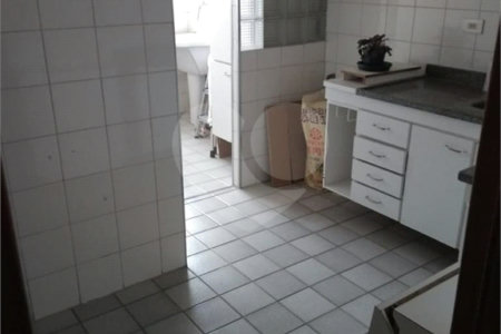 Apartamento à venda com 3 quartos, sendo 1 suíte, em Campo Grande, São Paulo, SP