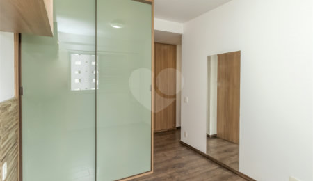 Apartamento à venda com 3 quartos, sendo 1 suíte,  em Vila Monte Alegre, São Paulo, SP