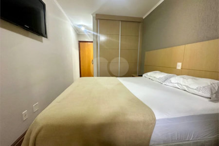 Apartamento à venda com 3 quartos, sendo 1 suíte, em Santa Teresinha, São Paulo, SP
