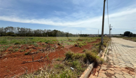 Terreno à venda em Vila Asem, Itapetininga, SP