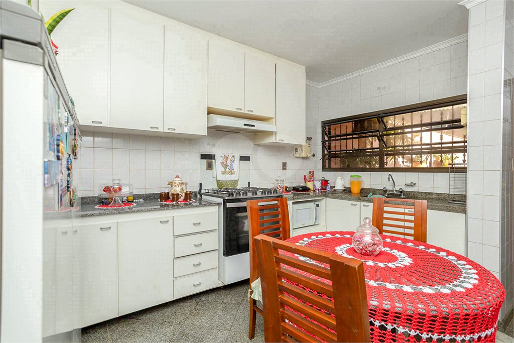 Sobrado à venda com 3 quartos, sendo 1 suíte, em Itaquera, São Paulo, SP